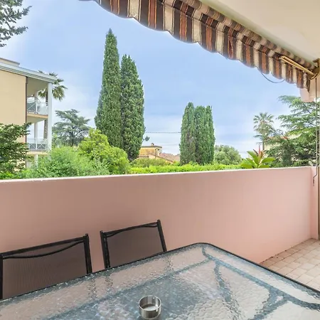 Avec Terrasse Vue Jardin Antibes